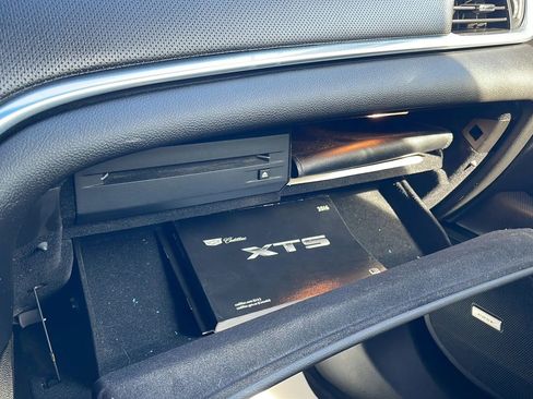 Used 2016 Cadillac XTS Luxury w/ Driver Awareness Package image 33