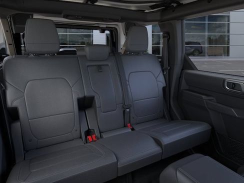 New 2026 Ford Bronco Outer Banks w/ Sasquatch Package AWD/4WD image 37