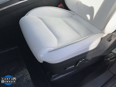 Used 2023 Tesla Model X Plaid image 14