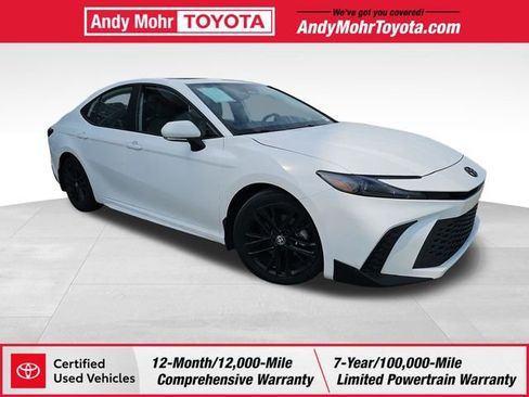 Certified 2025 Toyota Camry SE w/ Convenience Package FWD image 1
