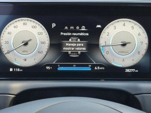 Used 2023 Hyundai Santa Cruz SEL w/ Activity Package FWD image 11