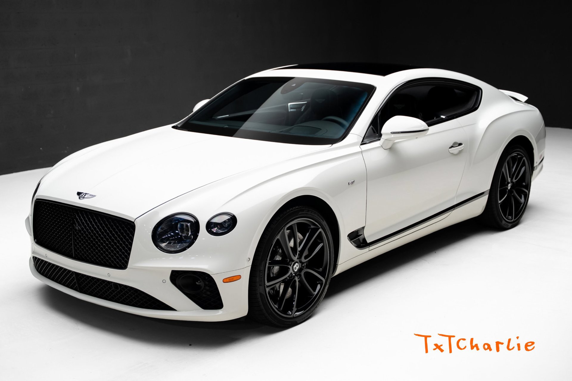 Used 2022 Bentley Continental GT AWD/4WD image 1