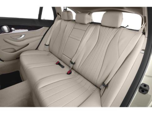 Used 2019 Mercedes-Benz E 450 4MATIC Wagon image 13