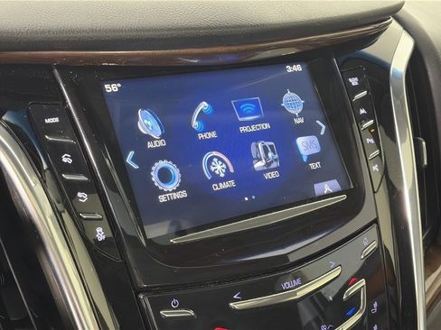 Used 2018 Cadillac Escalade Premium Luxury image 19