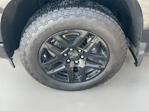 Used 2025 Chevrolet Silverado 1500 RST w/ Dark Appearance Package image 31