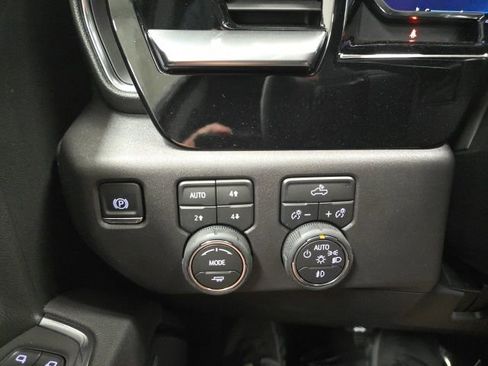 New 2026 Chevrolet Silverado 1500 LT Trail Boss w/ Convenience Package II image 19