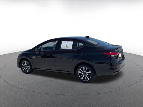 Used 2025 Nissan Versa SV FWD image 10