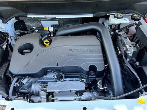 Used 2025 Chevrolet Equinox LT AWD/4WD image 28