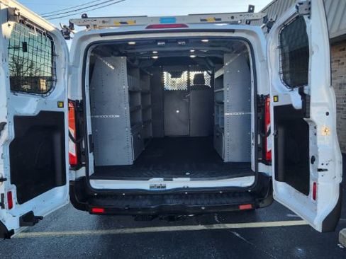 Used 2019 Ford Transit 250 130 Low Roof image 4