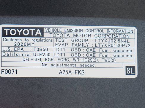 Used 2020 Toyota RAV4 XLE AWD/4WD image 13