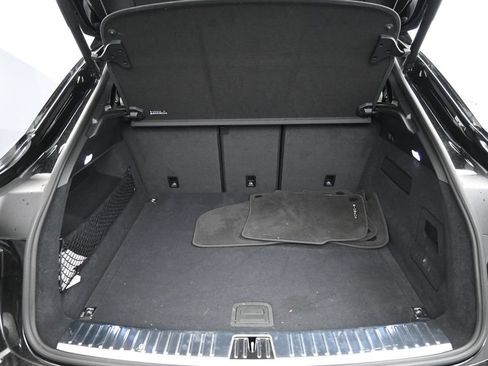 Certified 2025 Porsche Cayenne Coupe AWD/4WD image 27
