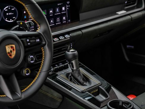 Used 2025 Porsche 911 GT3 RS RWD image 75