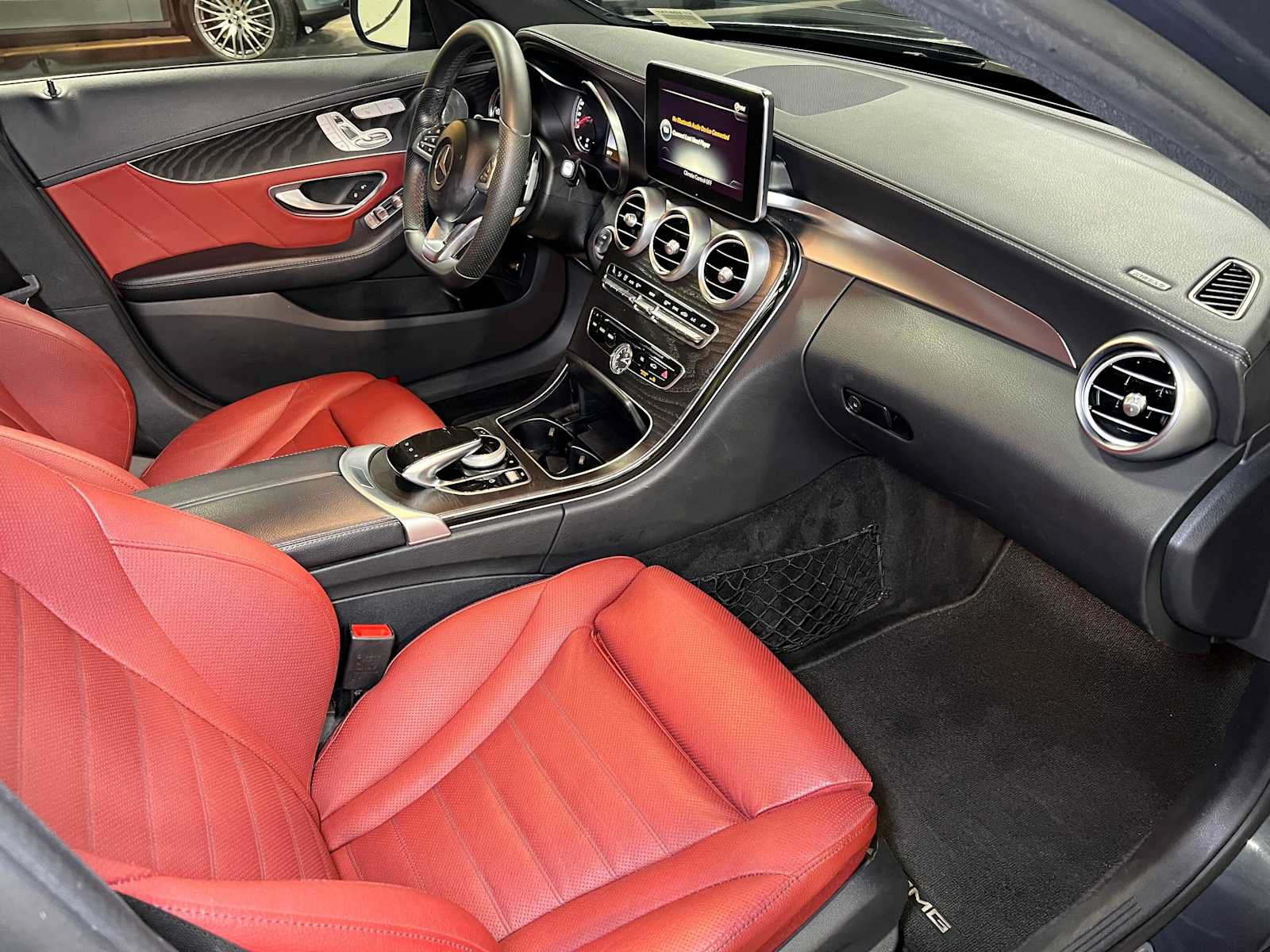 Used 2016 Mercedes-Benz C 300 Sedan image 11