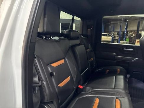 Certified 2020 GMC Sierra 2500 AT4 w/ AT4 Premium Package AWD/4WD image 40