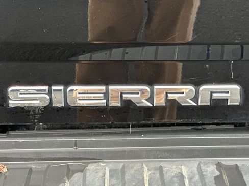 Used 2018 GMC Sierra 2500 SLT image 49