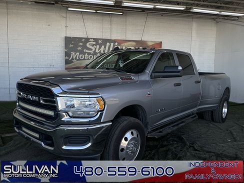 Used 2020 RAM 3500 Tradesman w/ Chrome Appearance Group image 1