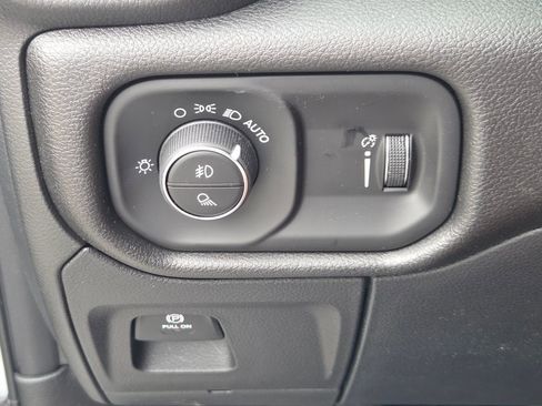 New 2026 RAM 1500 Classic Warlock image 26