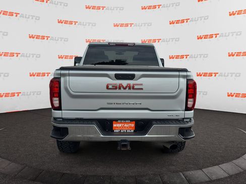 Used 2021 GMC Sierra 2500 SLE w/ SLE Value Package; AWD/4WD image 4