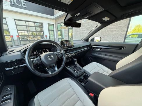 Used 2024 Honda CR-V Sport Touring image 25