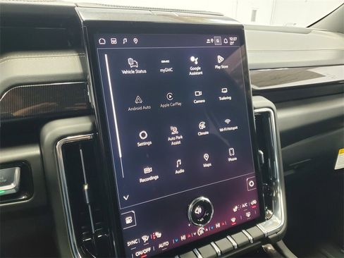 New 2026 GMC Yukon Elevation w/ LPO, Floor Liner Package image 20