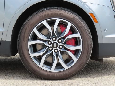 Used 2024 Cadillac XT5 Sportv w/ Technology Package AWD/4WD image 15