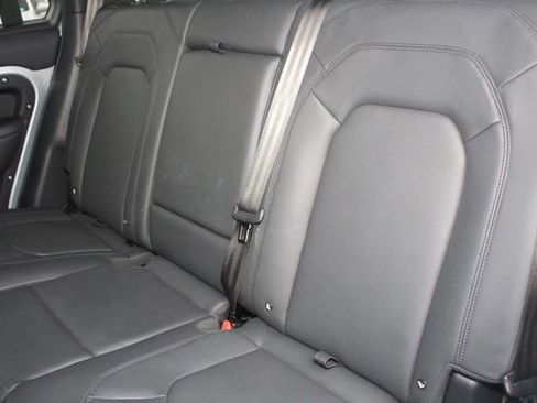 Used 2024 Land Rover Defender 110 S image 23