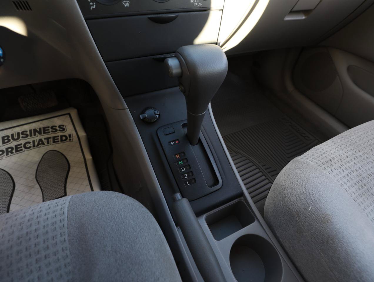 Used 2007 Toyota Corolla CE w/ Upgrade Pkg FWD image 16