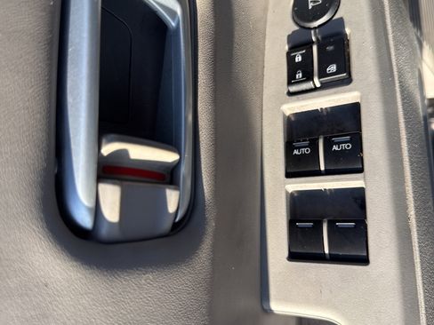 Used 2012 Honda Pilot EX-L image 7