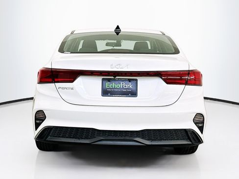 Used 2023 Kia Forte LXS image 7