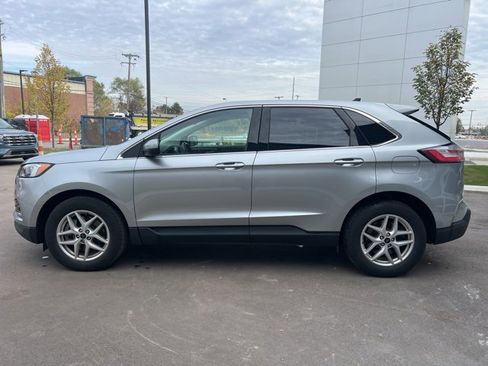 Used 2023 Ford Edge SEL image 8