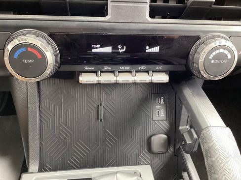 Used 2025 Toyota 4Runner SR5 image 21