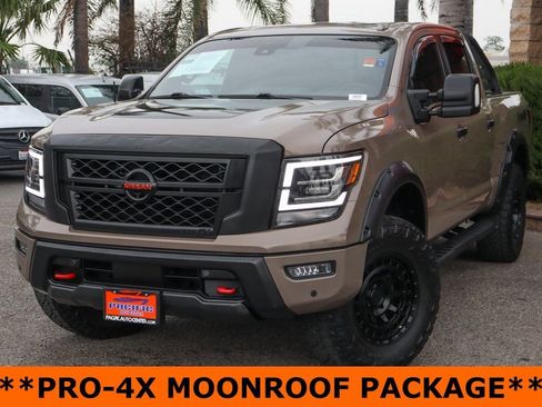 Used 2021 Nissan Titan PRO-4X w/ Pro-4x Convenience Package image 4