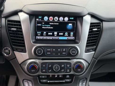 Used 2018 Chevrolet Tahoe LT w/ LT Signature Package image 25