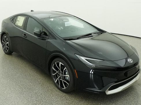 New 2026 Toyota Prius Plug-In Hybrid FWD image 47