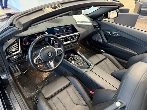 Used 2024 BMW Z4 sDrive30i w/ Premium Package image 10