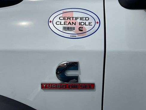 New 2024 RAM 5500 Tradesman image 27