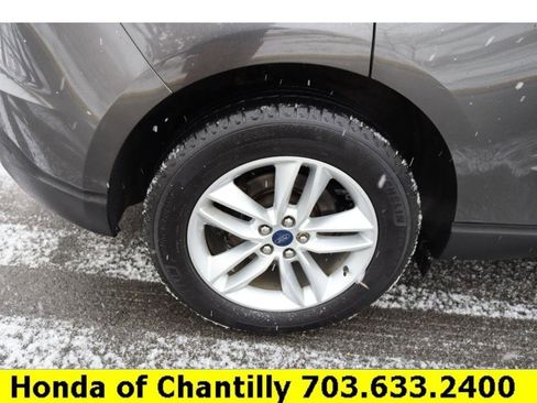 Used 2015 Ford Edge SEL image 26