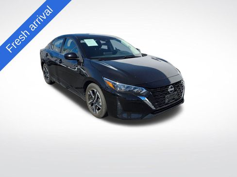 Used 2024 Nissan Sentra SV FWD image 1