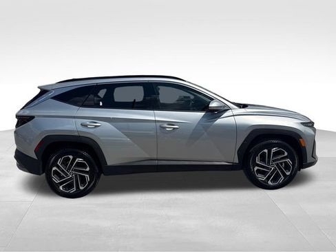 Certified 2026 Hyundai Tucson Limited AWD/4WD image 6