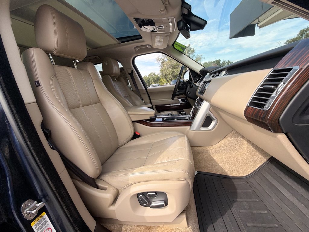 Used 2014 Land Rover Range Rover Supercharged AWD/4WD image 12