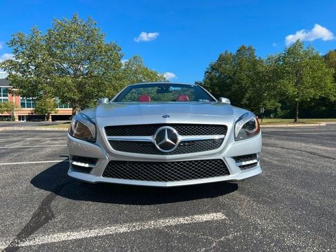 Used 2013 Mercedes-Benz SL 550 image 12