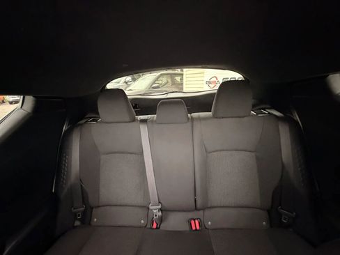 Used 2018 Toyota C-HR XLE FWD image 42