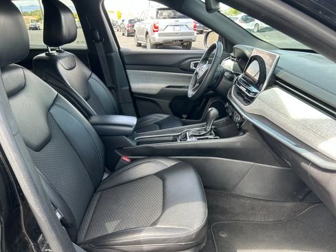 Used 2024 Jeep Compass Latitude AWD/4WD image 32