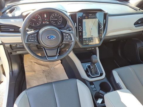 Certified 2025 Subaru Forester Limited image 10