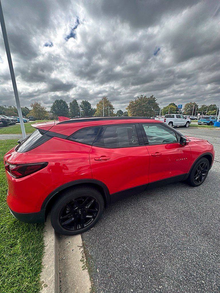 Used 2022 Chevrolet Blazer LT AWD/4WD image 8