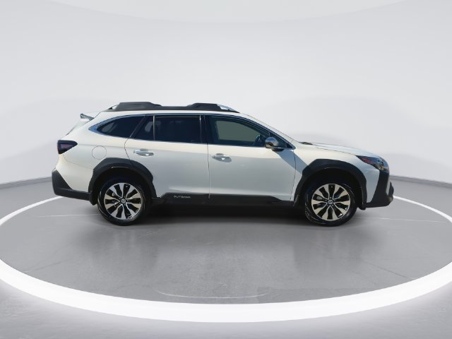 Used 2024 Subaru Outback Touring XT w/ Popular Package #2 AWD/4WD image 9