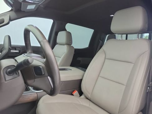 Used 2020 GMC Sierra 1500 SLT RWD image 17