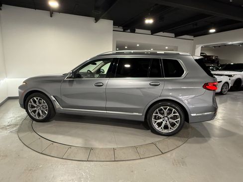 Used 2024 BMW X7 xDrive40i image 12