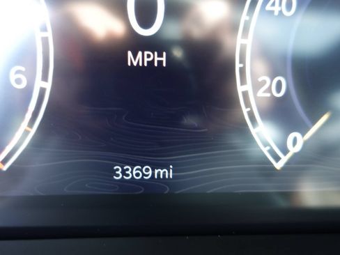 Used 2024 Jeep Grand Cherokee Altitude AWD/4WD image 59