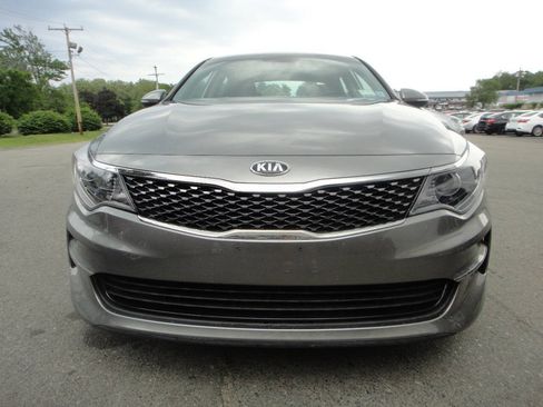 Used 2017 Kia Optima EX FWD image 2